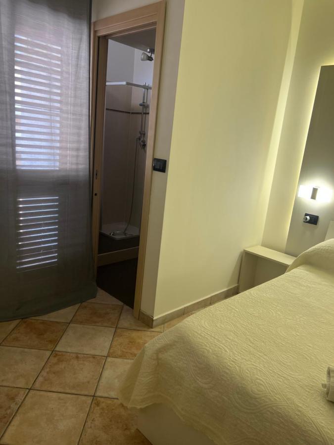Leone Di Nemea - Νεμέος Λέων Hotel เรจโจ ดี คาลาเบีย ภายนอก รูปภาพ
