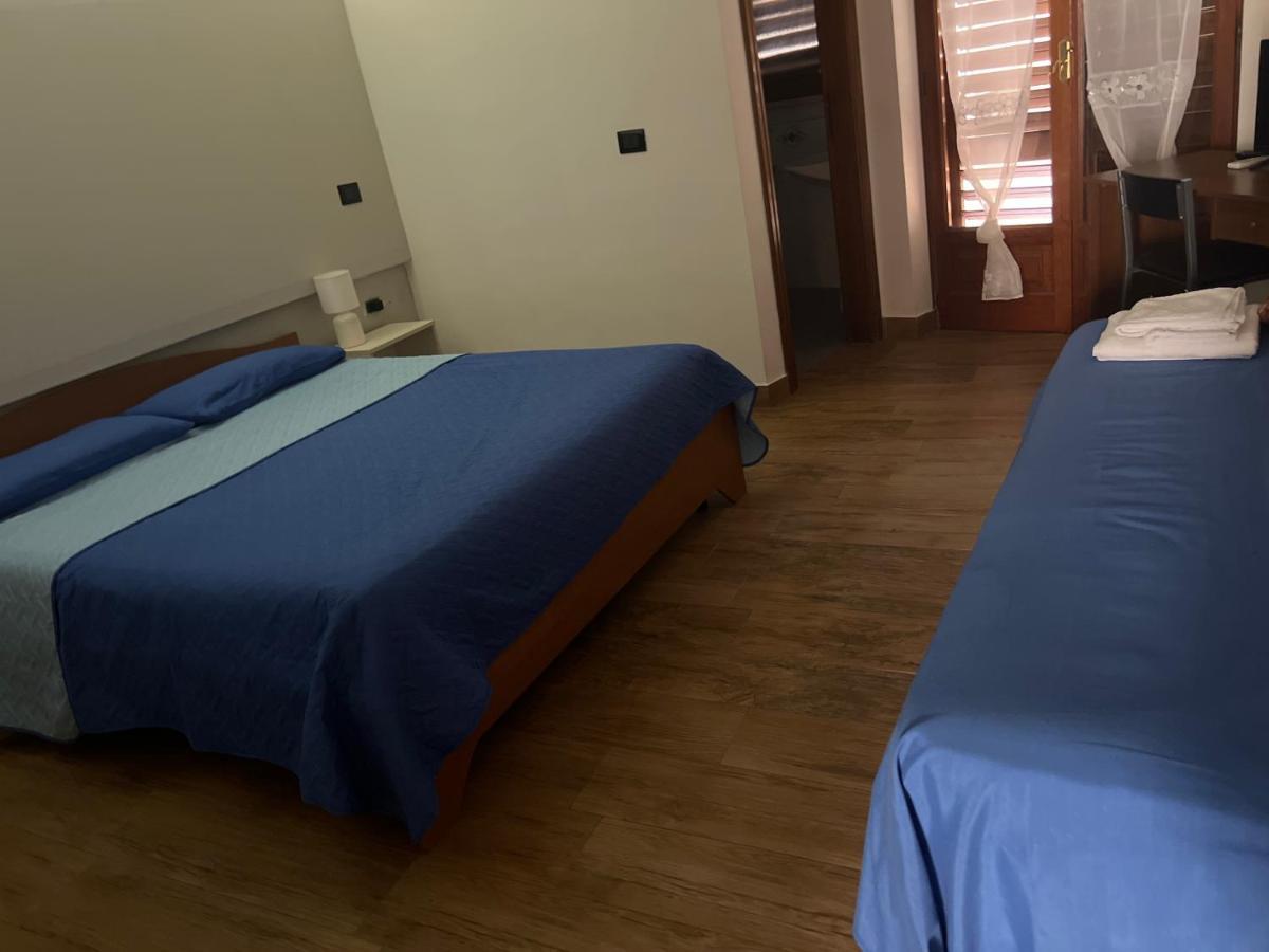 Leone Di Nemea - Νεμέος Λέων Hotel เรจโจ ดี คาลาเบีย ภายนอก รูปภาพ